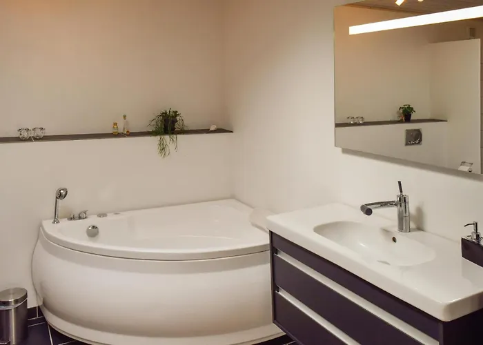 Σπίτι διακοπών Three-bedroom In *